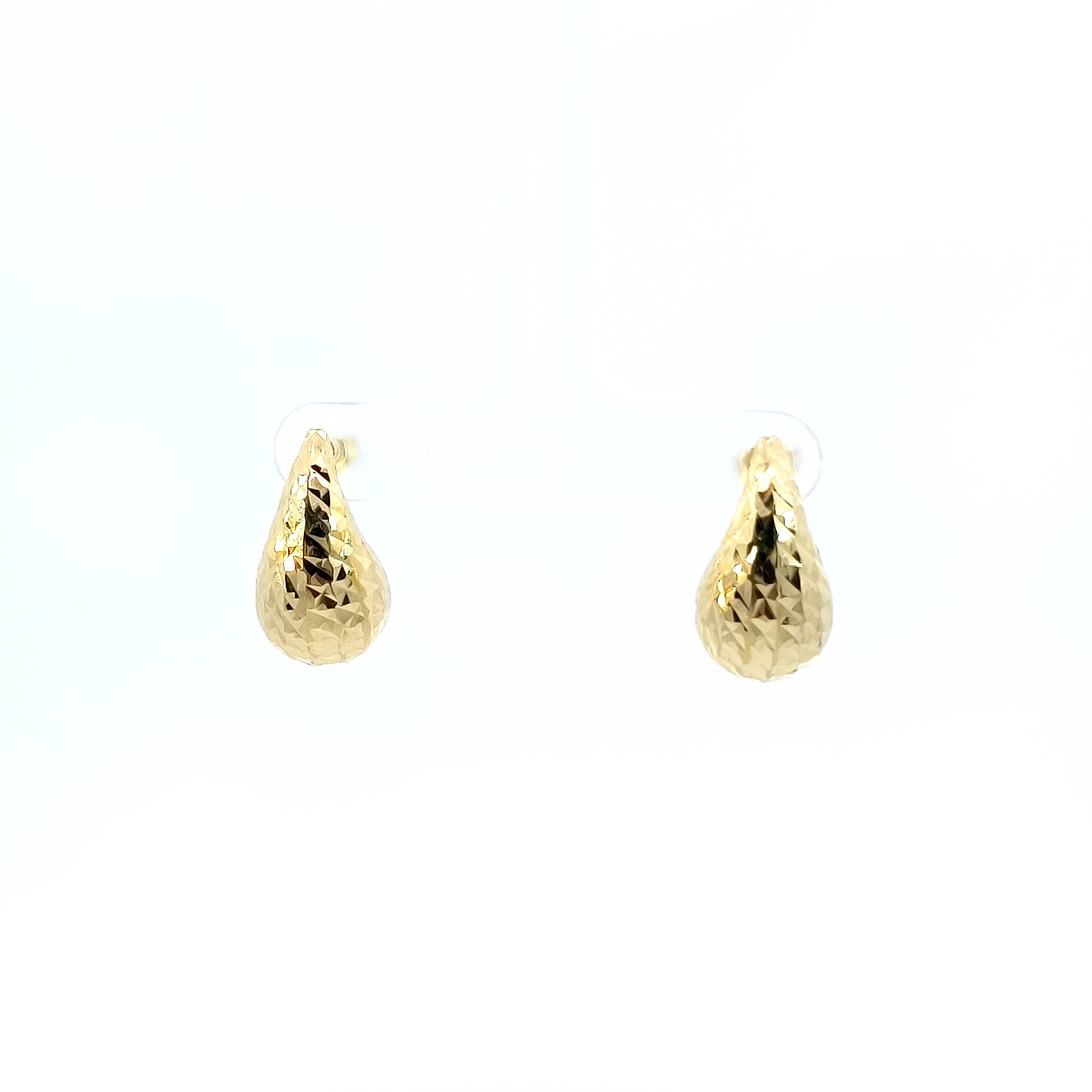 Teardrop earrings