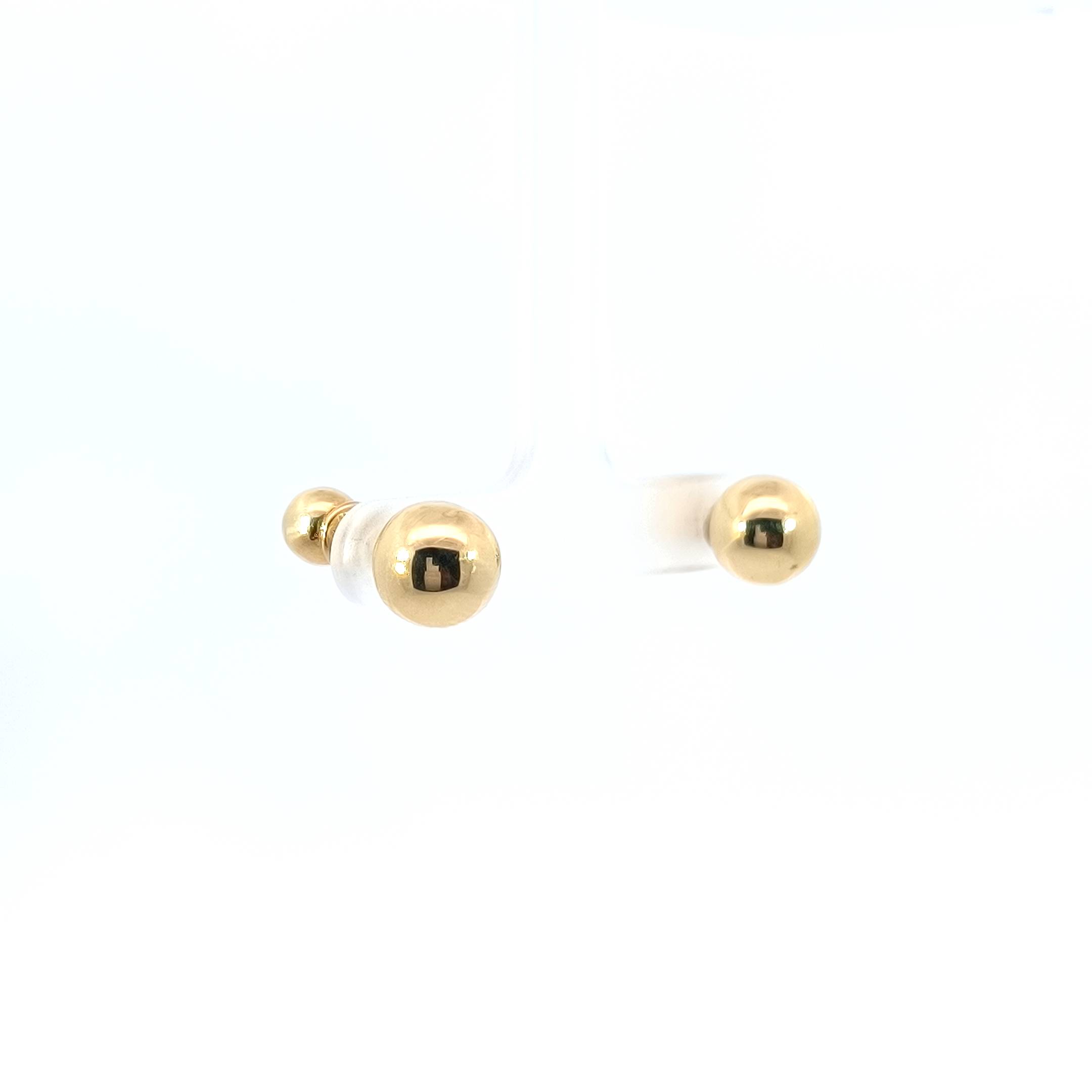 Stud ball earrings