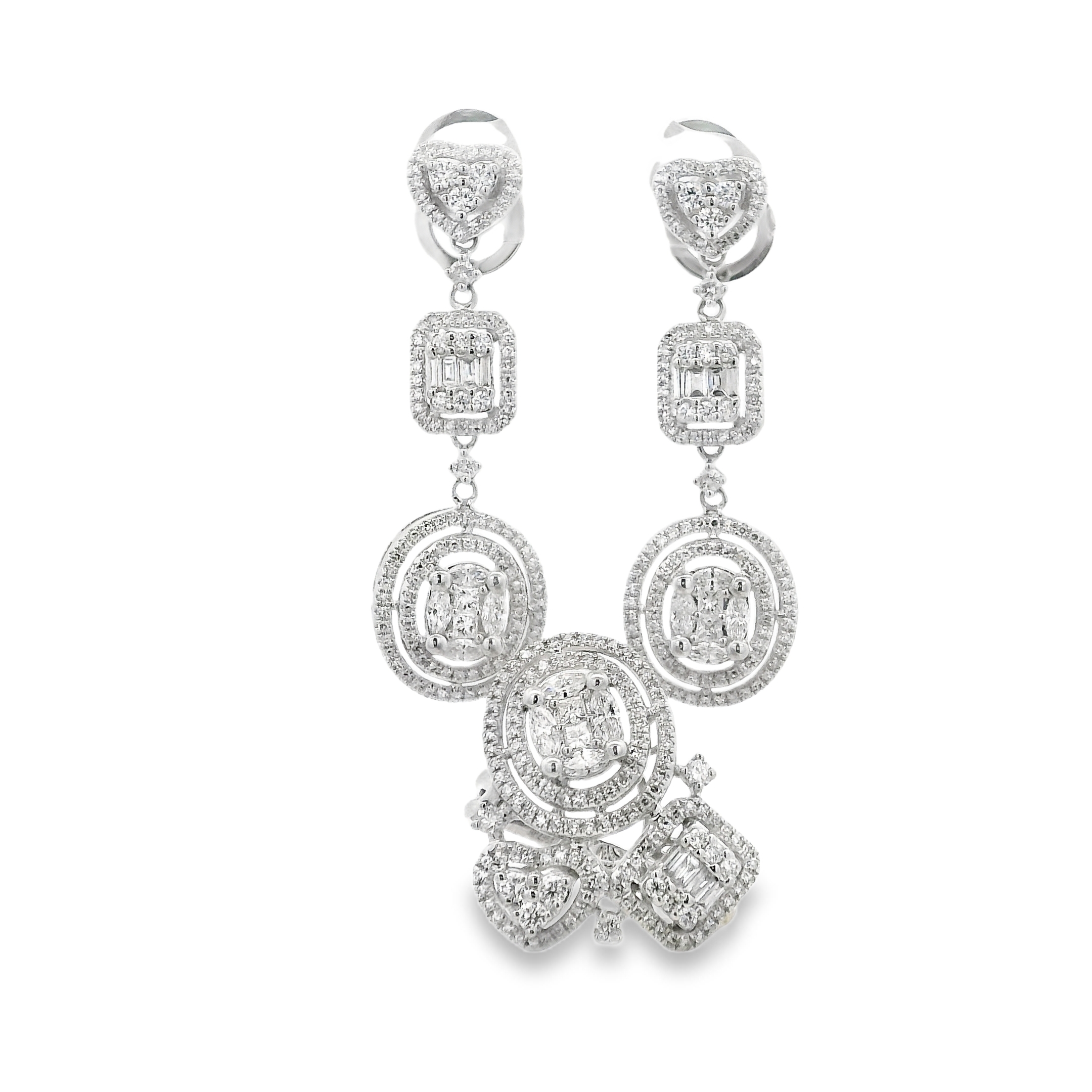 White Gold Dangle Earrings with Brilliant Diamonds