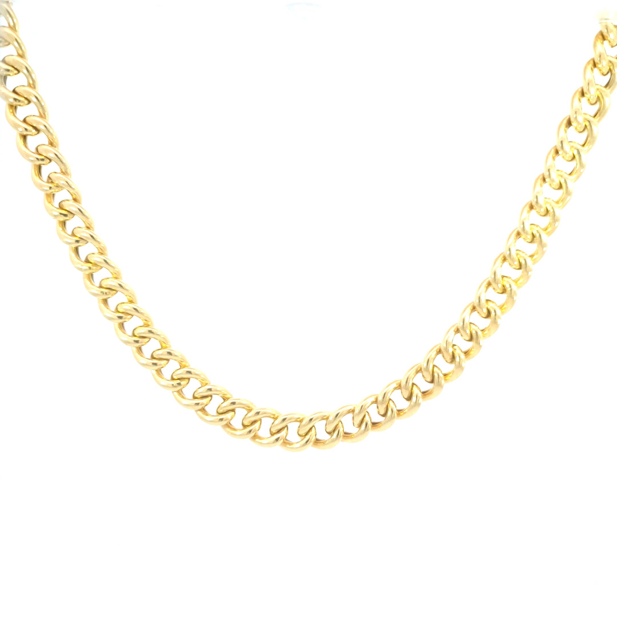 Gold Cadena Necklaces