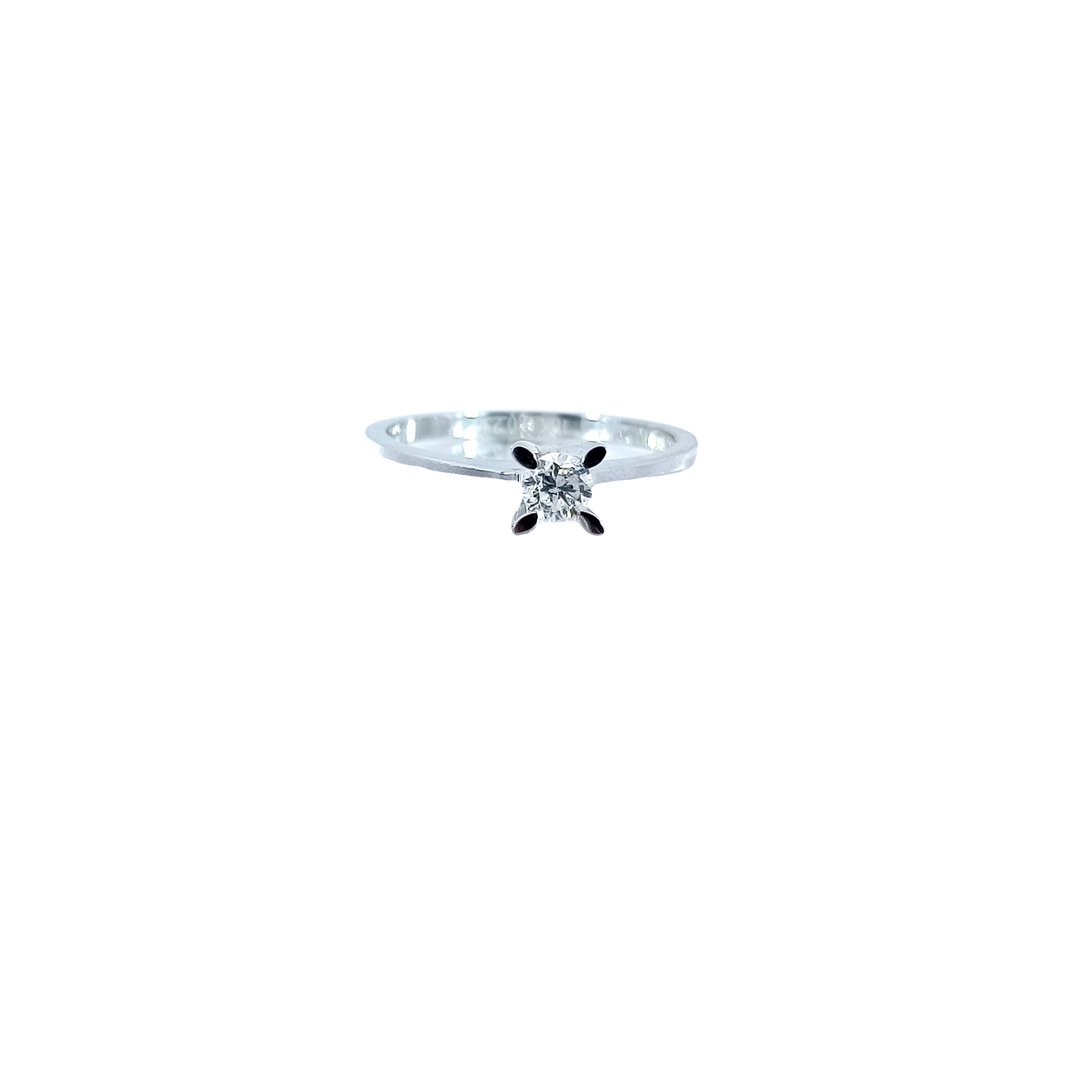 Solitaire 4 Prong Diamond Ring S02