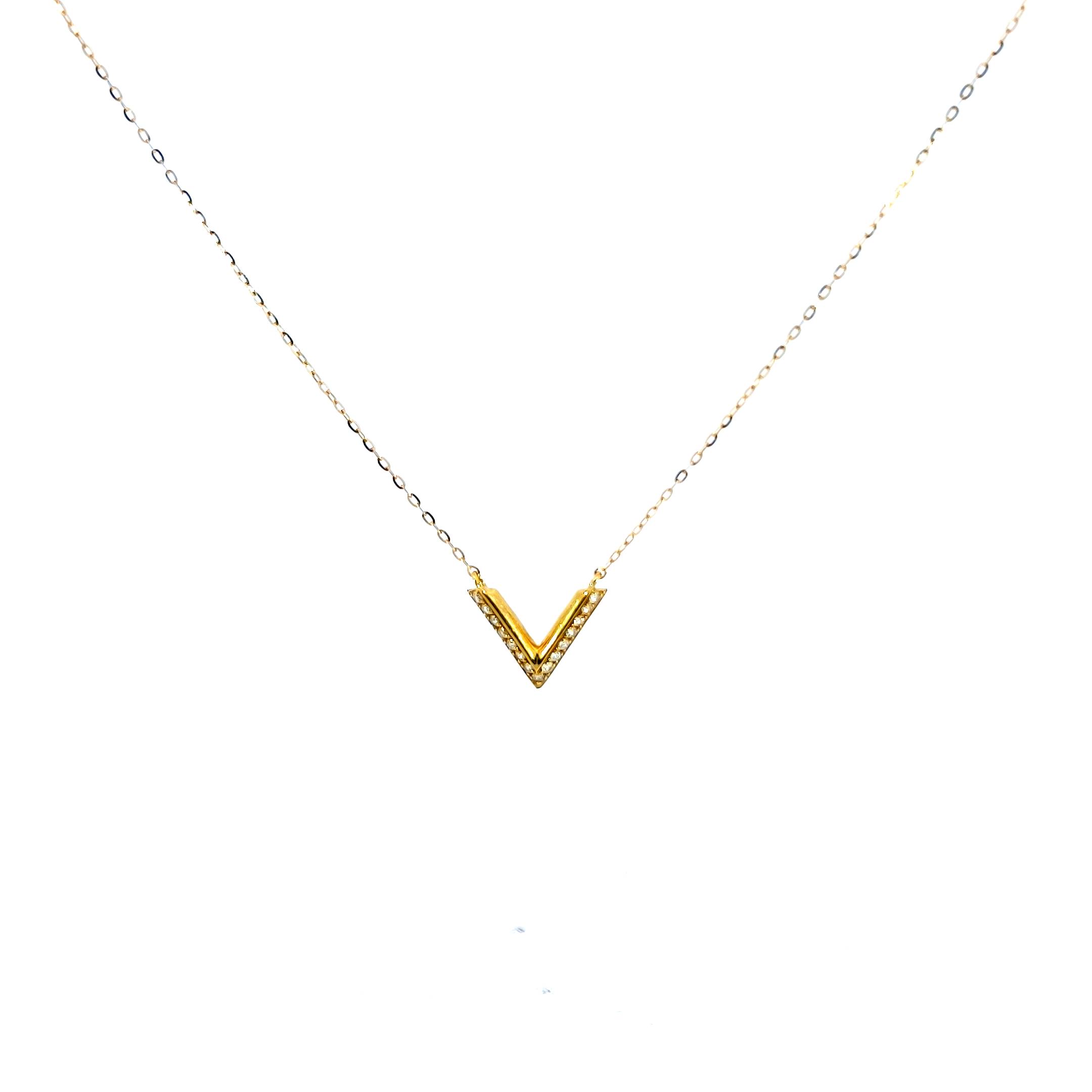 Chain Necklace with V Pendant