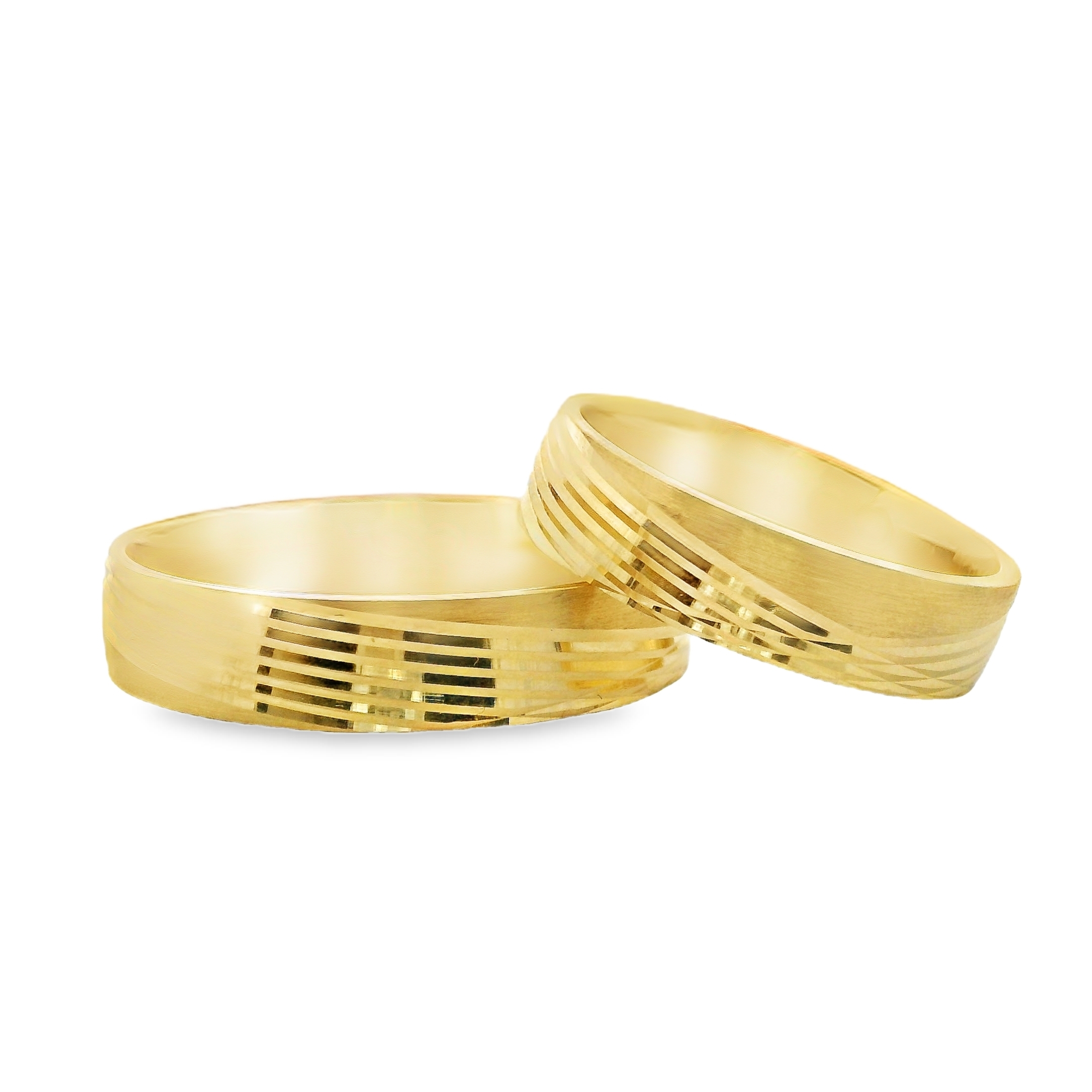 Classic Yellow Gold Wedding Ring with Patterned Detail